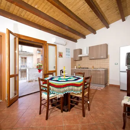 Il Sole Di Sicilia بيت للعطل